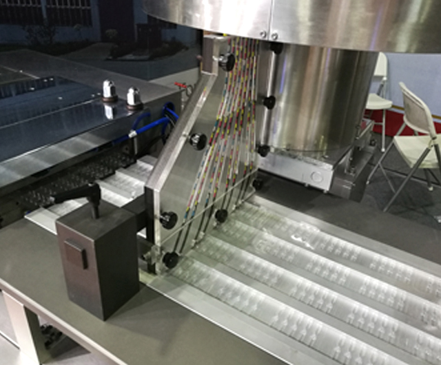 DPP-120A Small Flat Type Alu-Pvc/Alu-Alu Blister Packing Machine